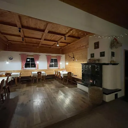 žalý Appartamento Benecko